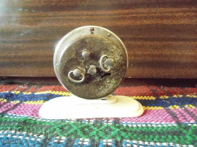 Παράδοση Φιλία - ένας ελέφαντας Παράδοση Φιλία - ένας ελέφαντας