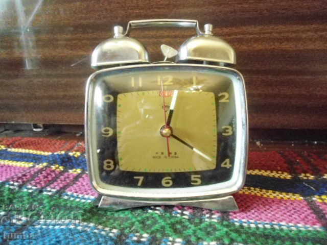 Κινεζικό ξυπνητήρι με τιμή 20.00 BGN | € 10.23 Κινεζικό ξυπνητήρι με τιμή 20.00 BGN | € 10.23