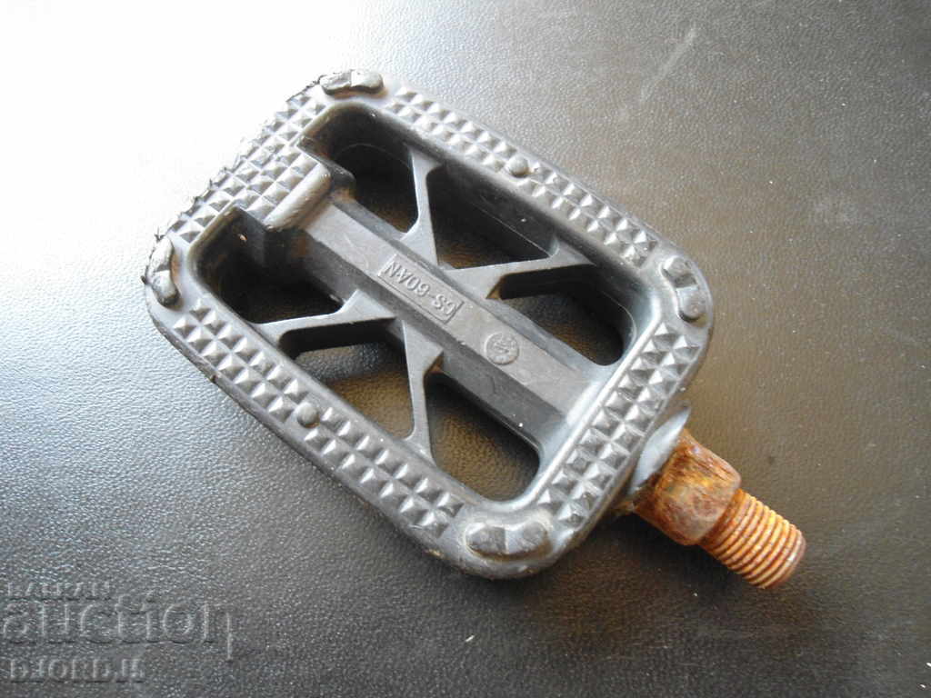 Bicycle pedal with price 3.00 BGN | € 1.53 Bicycle pedal with price 3.00 BGN | € 1.53