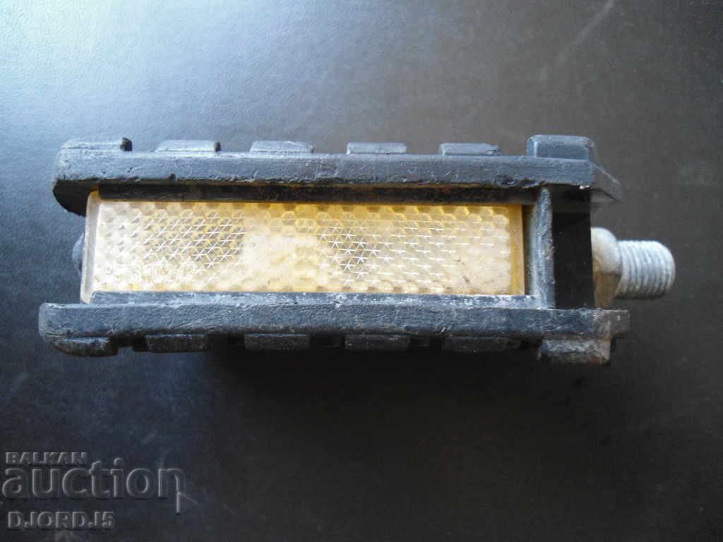 Delivery of Bicycle pedal Delivery of Bicycle pedal