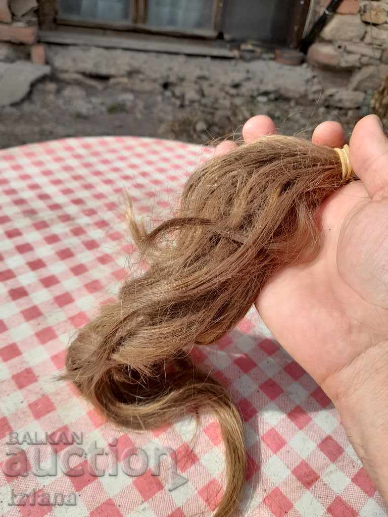 Auction Old natural hair Auction Old natural hair