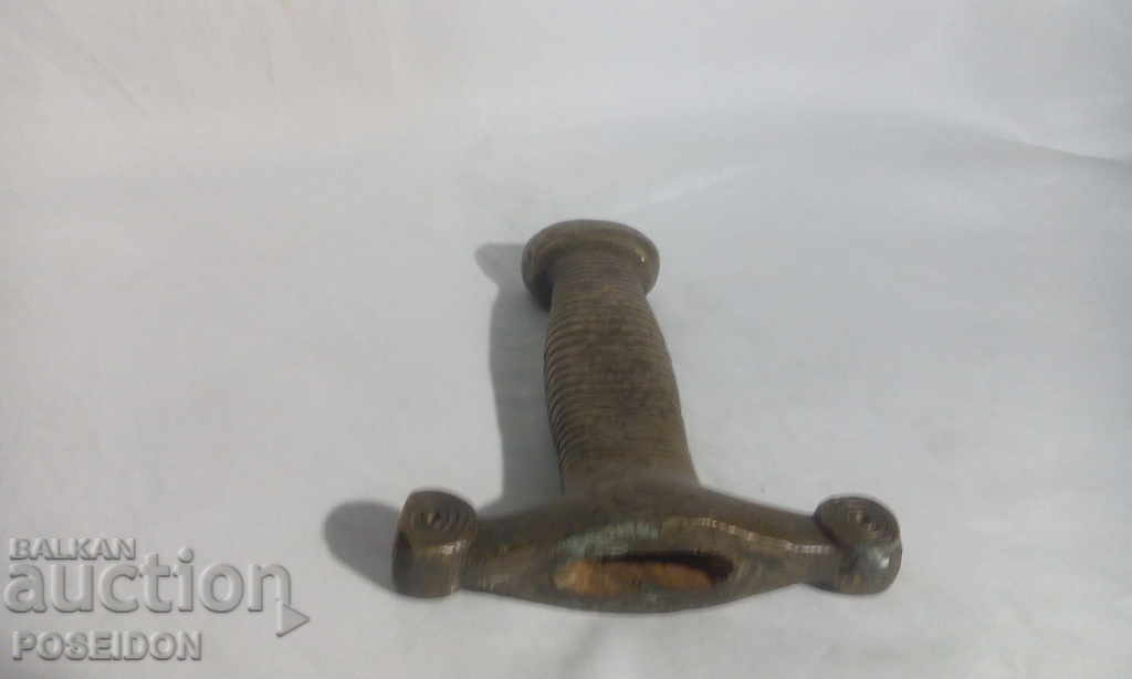 FANG HANDLE with price 220.00 BGN | € 112.48