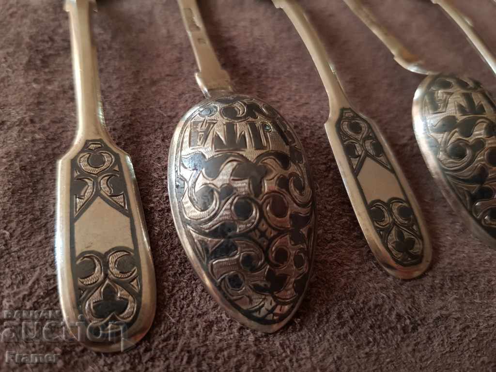 6 броя 1896 Сребърни с ниело лъжички сребро 84 ЦАРСКА Русия с цена 840.00 лв. | € 429.49 6 броя 1896 Сребърни с ниело лъжички сребро 84 ЦАРСКА Русия с цена 840.00 лв. | € 429.49