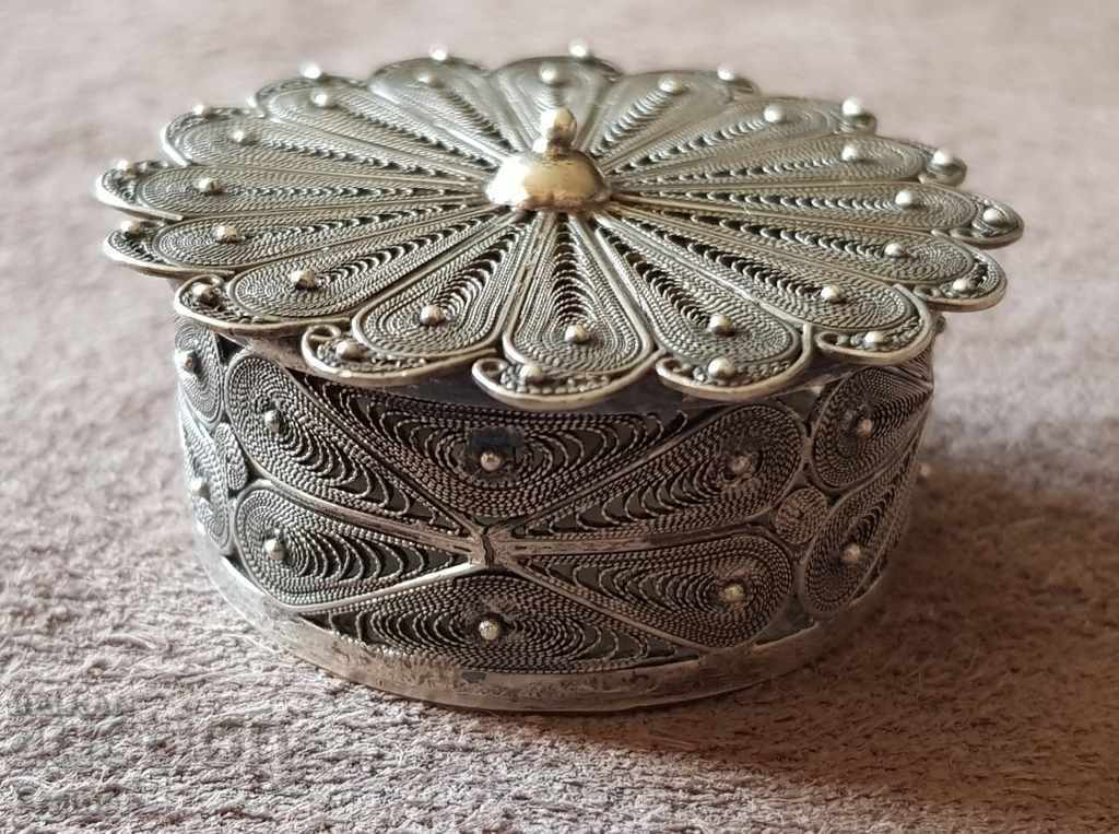 Доставка на Рядка СРЕБРО Филигран Кутийка за хапчета енфие кутия Доставка на Рядка СРЕБРО Филигран Кутийка за хапчета енфие кутия