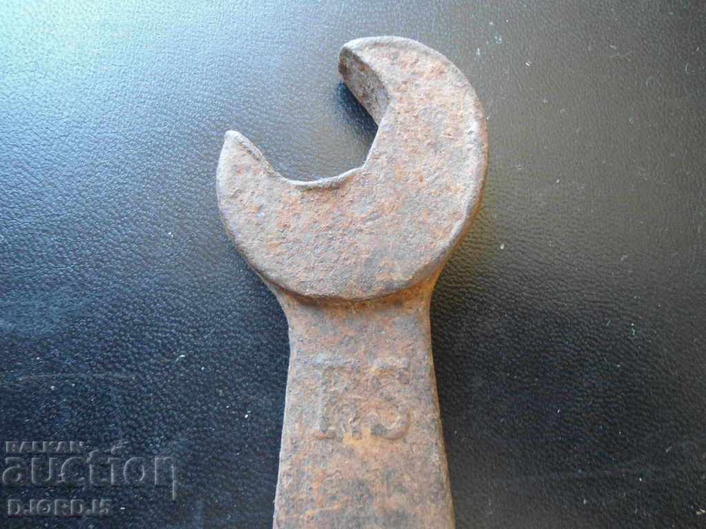 Auction  Old forged key