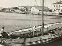 Анхиало Лодките с които се пренася солта Фото Калъчев