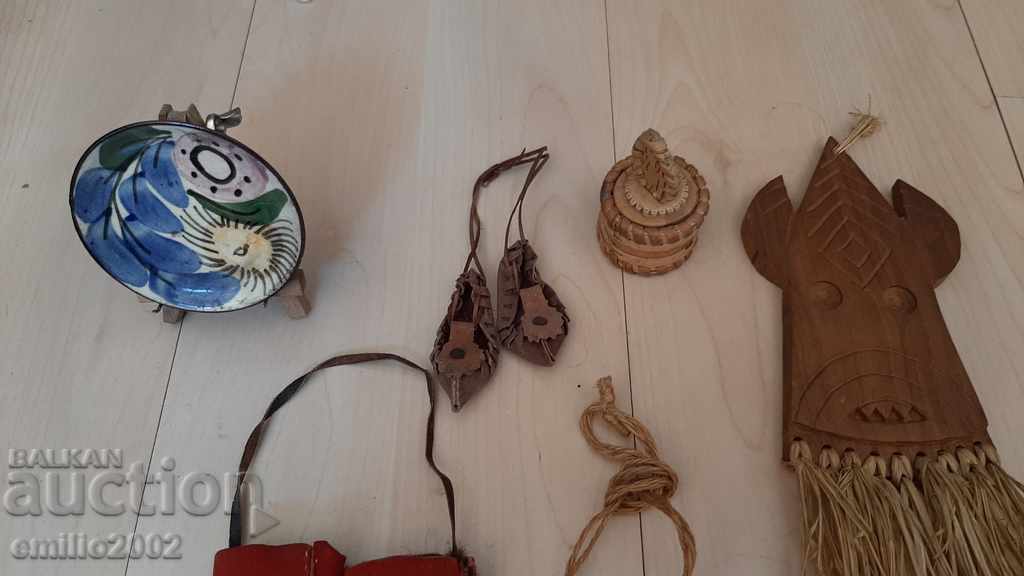 Lot souvenirs with price 5.00 BGN | € 2.56 Lot souvenirs with price 5.00 BGN | € 2.56