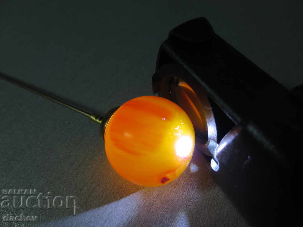 A rare needle with a large amber ornament from the beginning of the 20th Century - 5 A rare needle with a large amber ornament from the beginning of the 20th Century - 5