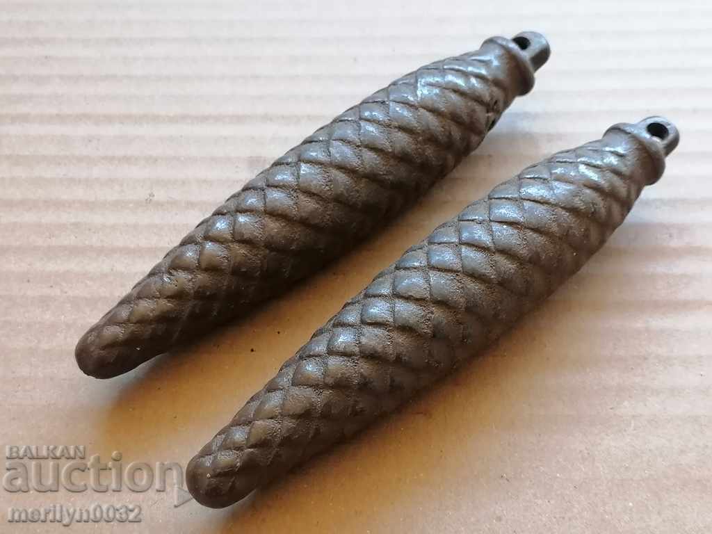 Knobs for an old Soviet cuckoo clock USSR with price 29.00 BGN | € 14.83 Knobs for an old Soviet cuckoo clock USSR with price 29.00 BGN | € 14.83