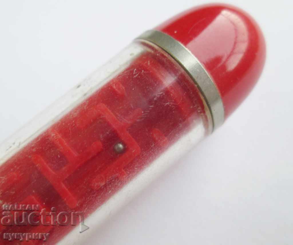Delivery of Old big German GDR collector's pen with a game Delivery of Old big German GDR collector's pen with a game