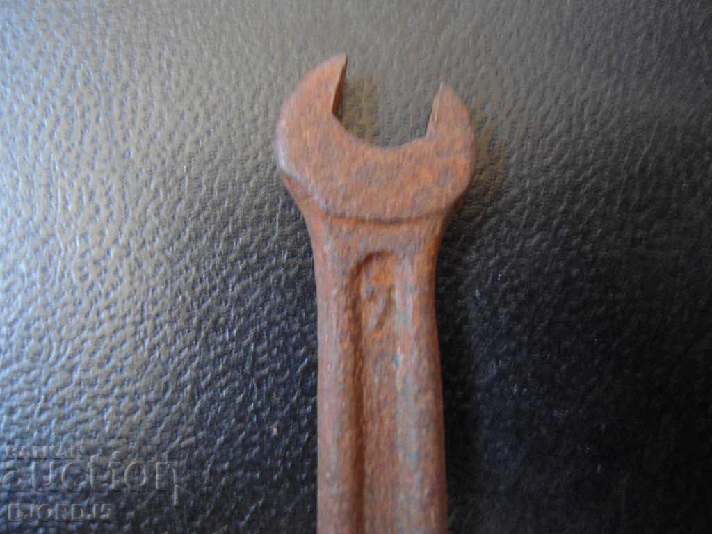 Licitație Cheie mică veche 7-9, marcare