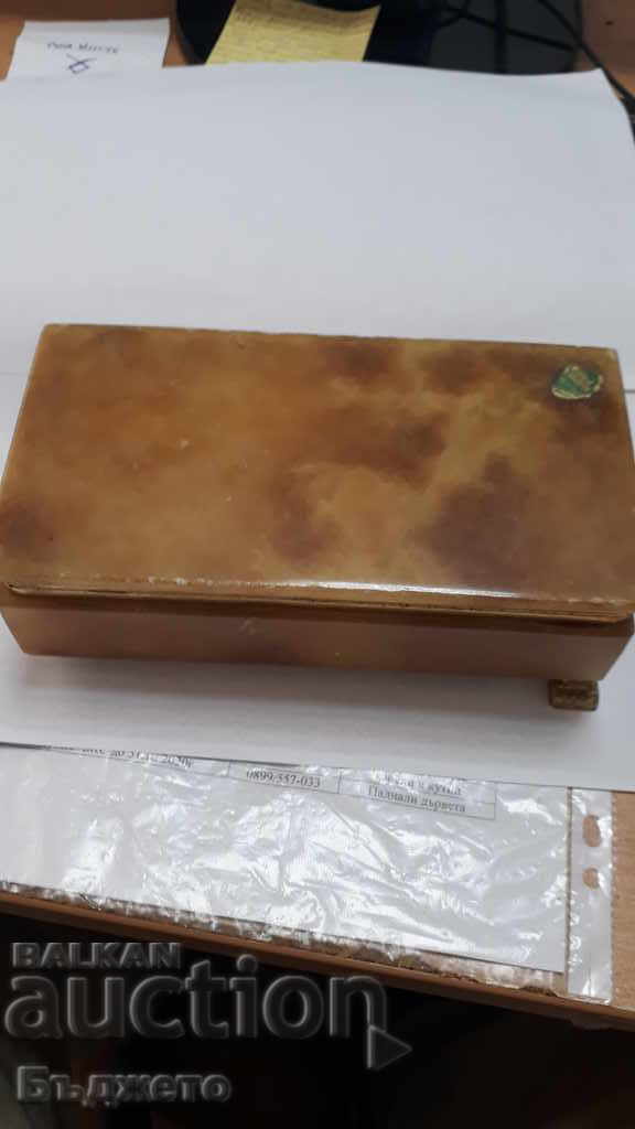 Delivery of Jewelry Box Delivery of Jewelry Box