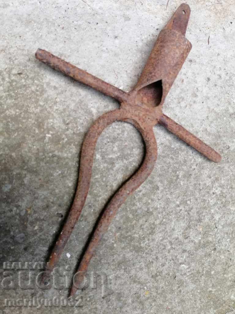 Livrarea Vechi forjate dvuzabets, vila, fier forjat