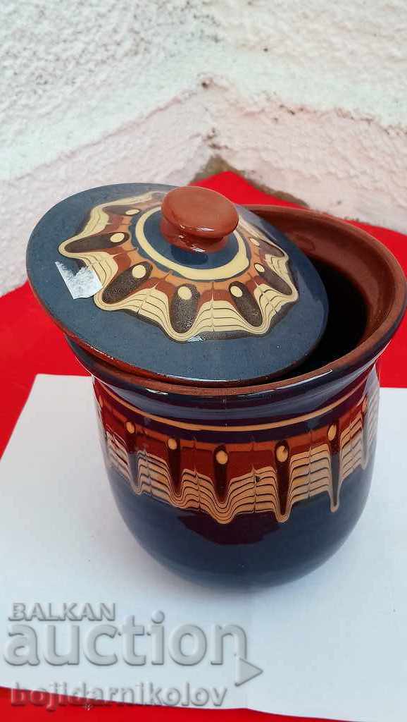 BZC New, high and deep bowl with Trojan pattern with lid