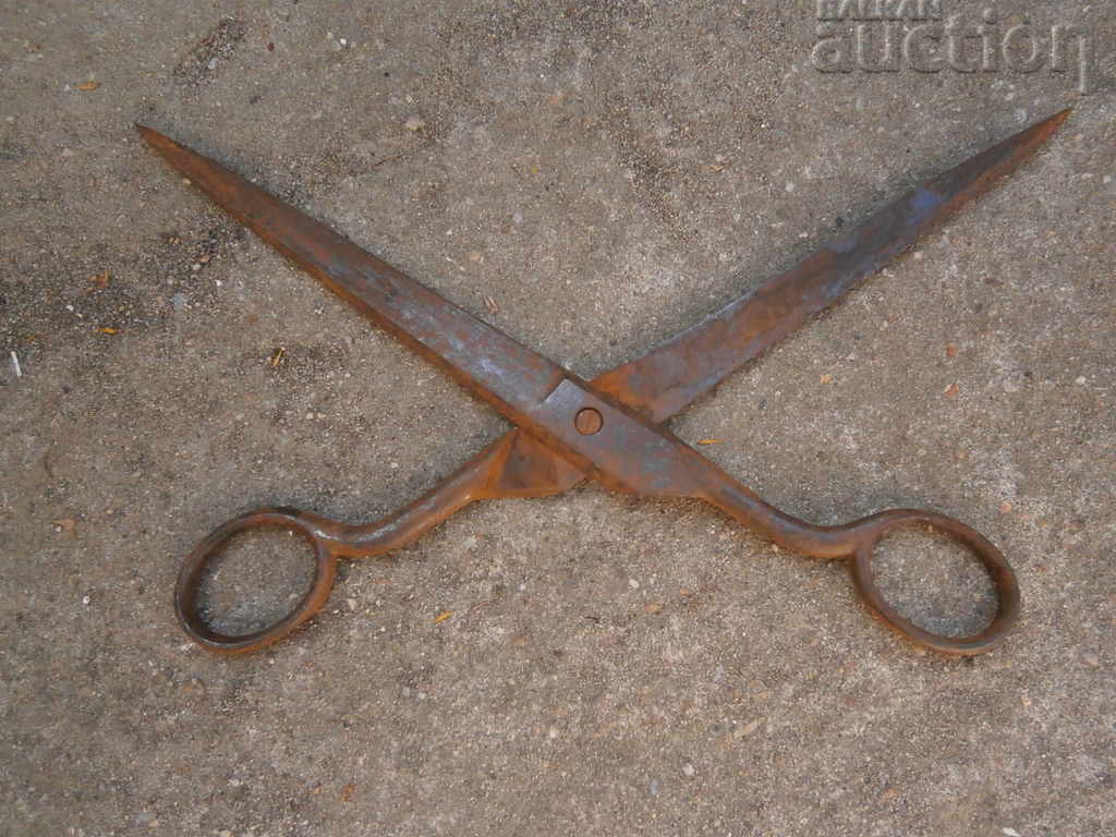 Delivery of old scissors Delivery of old scissors