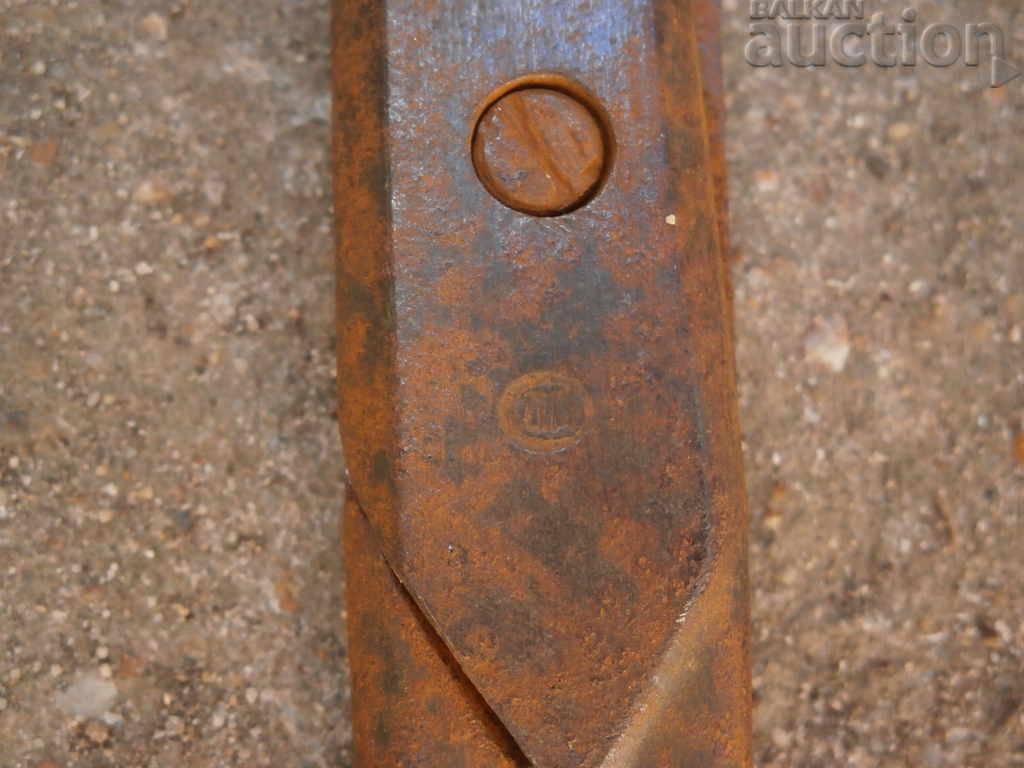 old scissors - 7 old scissors - 7