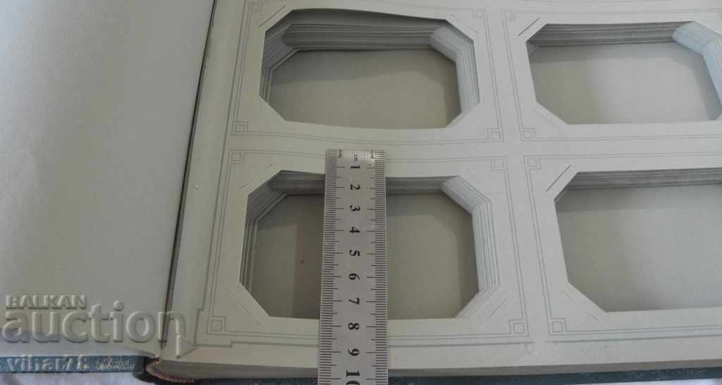 Delivery of Old photo album Delivery of Old photo album