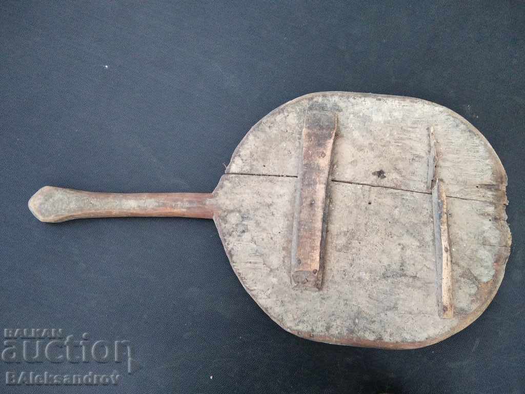 Delivery of Old kneading board Delivery of Old kneading board