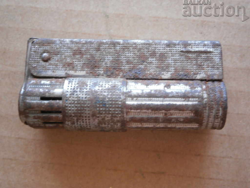 IMCO vintage lighter gives a spark with price 21.00 BGN | € 10.74 IMCO vintage lighter gives a spark with price 21.00 BGN | € 10.74