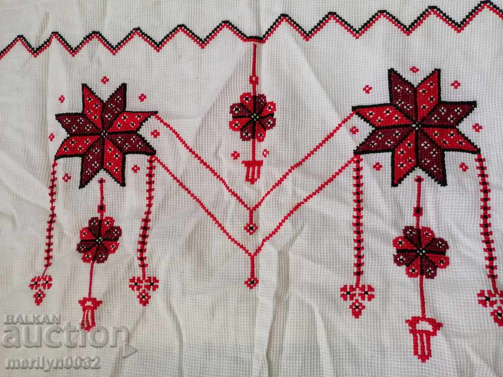 Стара тъкана бродирана везана калъфка за възглавница носия