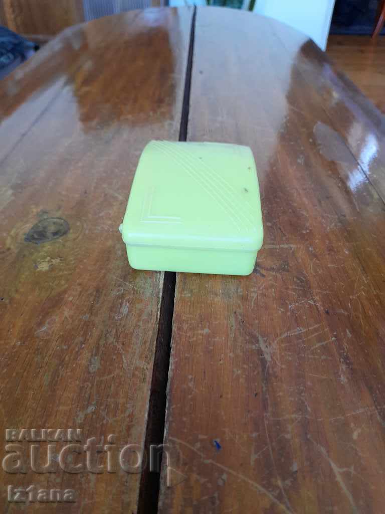 An old soap dish with price 5.00 BGN | € 2.56 An old soap dish with price 5.00 BGN | € 2.56