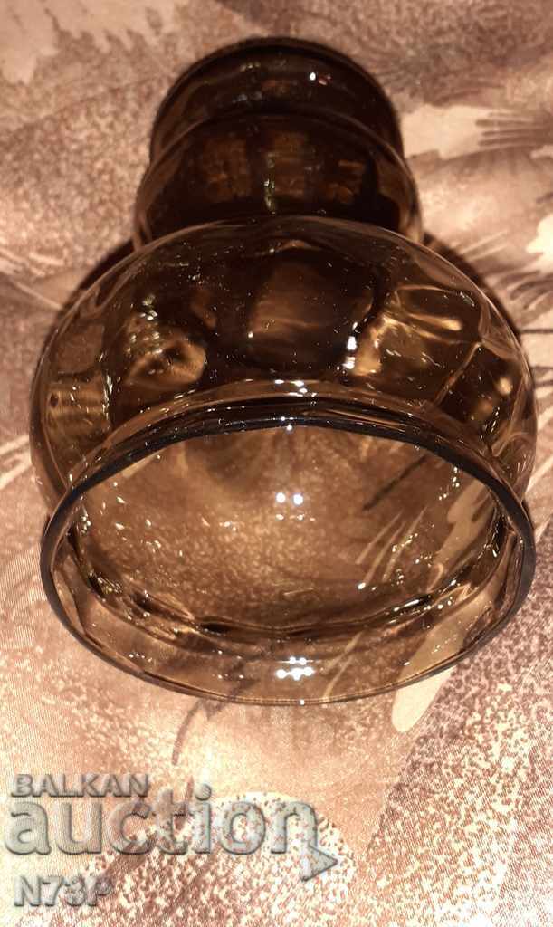 Auction  NICE VASE. HANDMADE. COLORED GLASS.