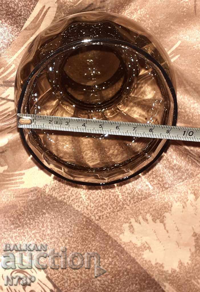 Delivery of NICE VASE. HANDMADE. COLORED GLASS.