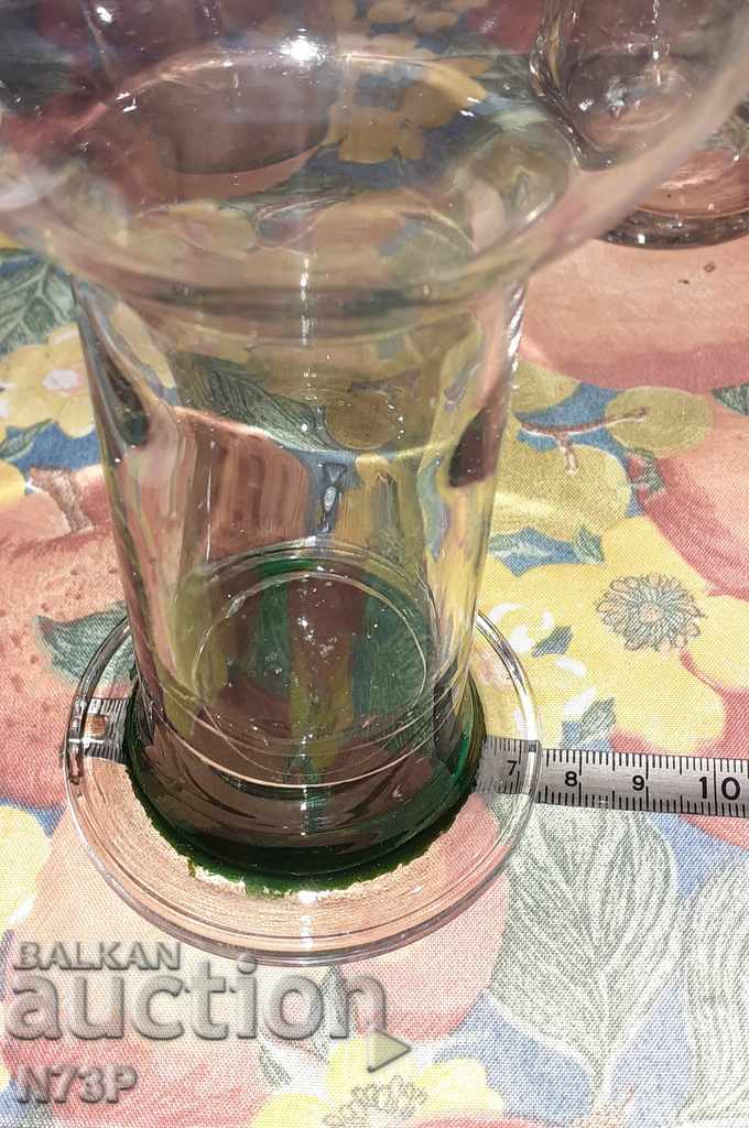 Delivery of GLASS VASE. HANDMADE. TRANSPARENT GLASS. Delivery of GLASS VASE. HANDMADE. TRANSPARENT GLASS.