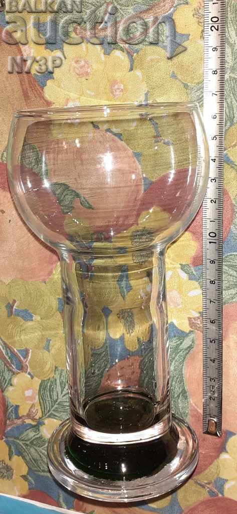 GLASS VASE. HANDMADE. TRANSPARENT GLASS. - 6 GLASS VASE. HANDMADE. TRANSPARENT GLASS. - 6