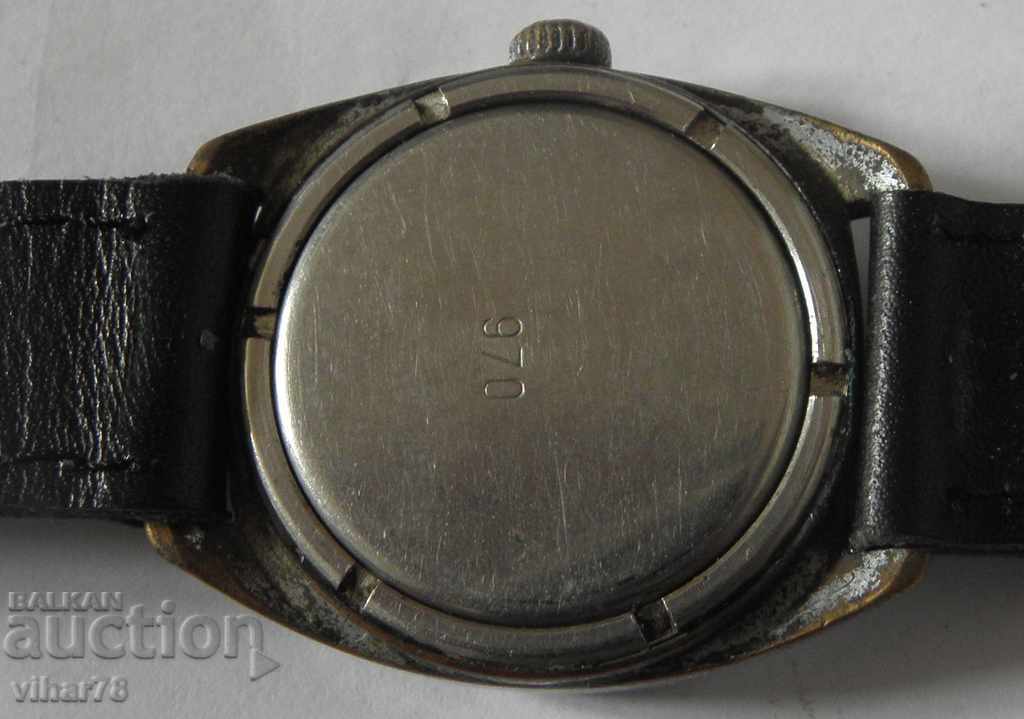 Delivery of MEN'S CLOTHING CHRISTMAS Delivery of MEN'S CLOTHING CHRISTMAS