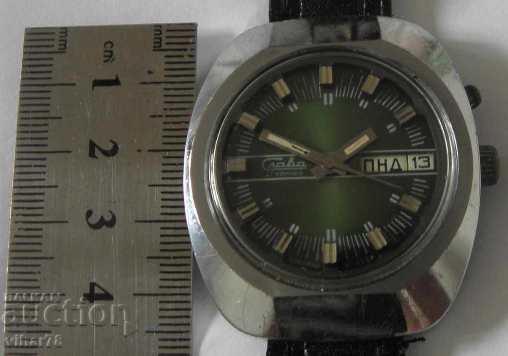 Ceas automat glorie pentru bărbați SLAVA cu preț 99.99 BGN | € 51.12 Ceas automat glorie pentru bărbați SLAVA cu preț 99.99 BGN | € 51.12