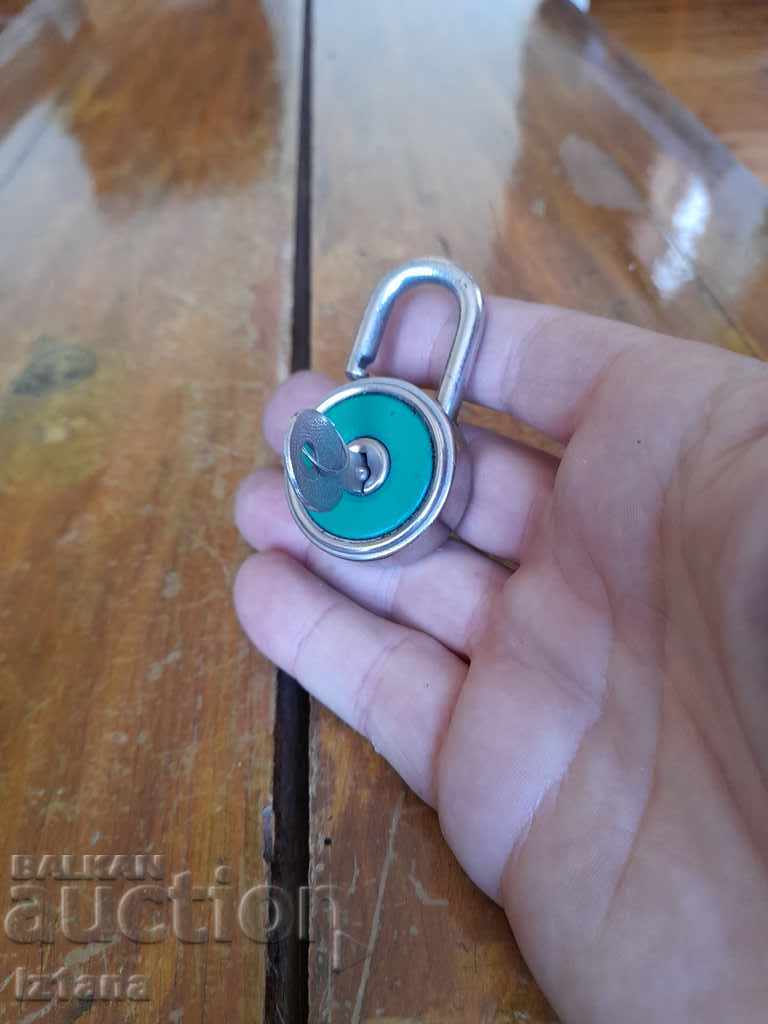 Old Padlock Delta with price 15.00 BGN | € 7.67 Old Padlock Delta with price 15.00 BGN | € 7.67