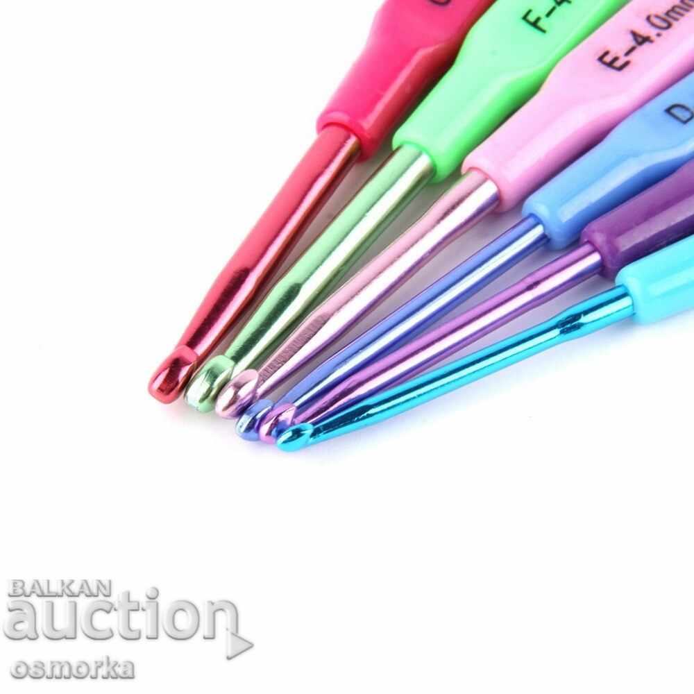 Set of 6 pieces Metal hooks for knitting with elastic yarn with price 12.00 BGN | € 6.14 Set of 6 pieces Metal hooks for knitting with elastic yarn with price 12.00 BGN | € 6.14