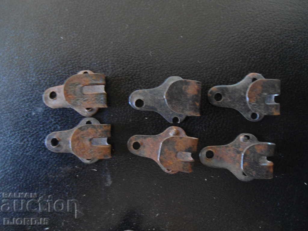 Delivery of Lot of metal buttons, fasteners, 54 pieces Delivery of Lot of metal buttons, fasteners, 54 pieces