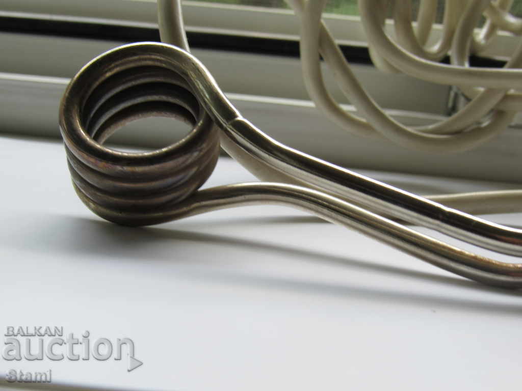 Auction  Small electric pressure cooker, Russian