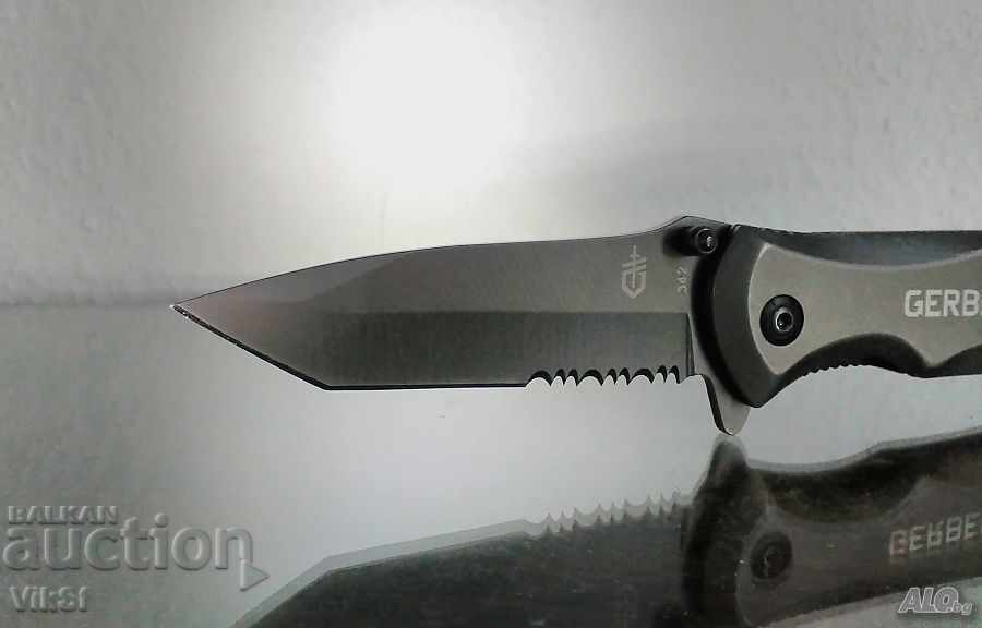 Auction Gerber knife 85 x 196 semi-automatic / American tanto / Auction Gerber knife 85 x 196 semi-automatic / American tanto /