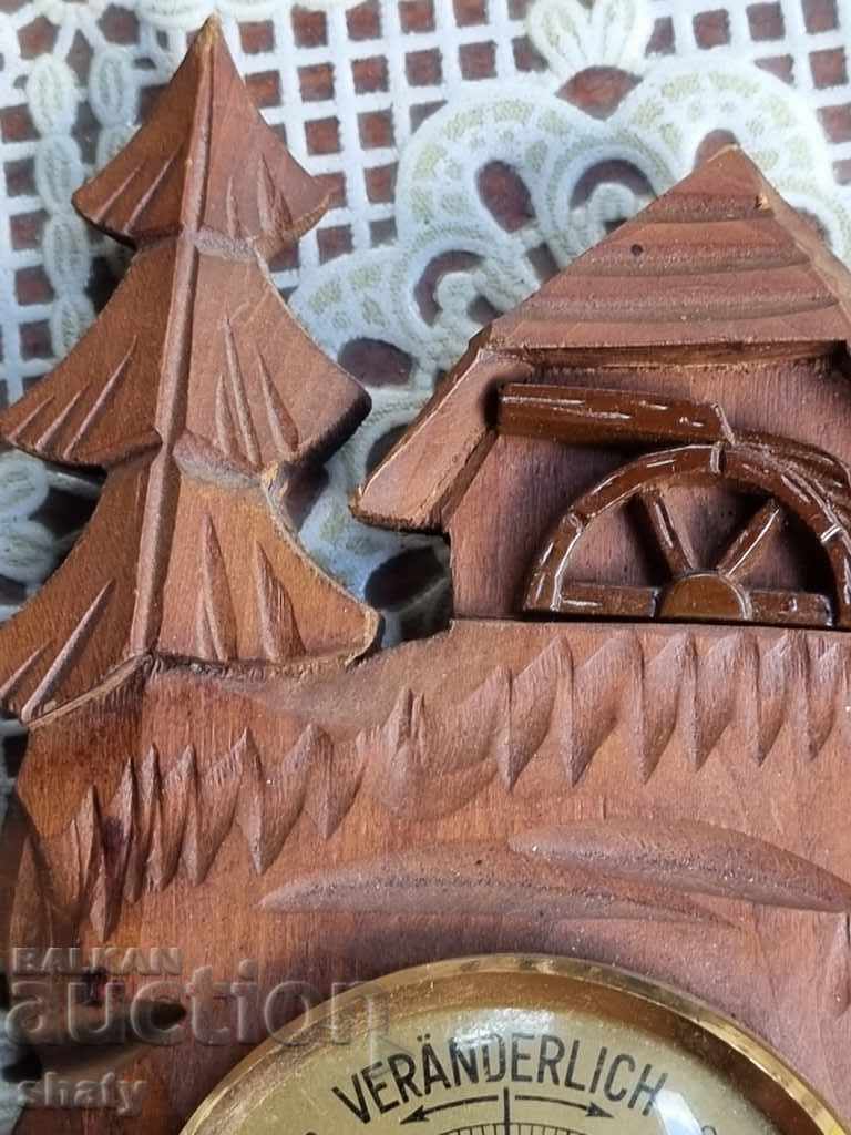 Licitație barometru vechi din lemn