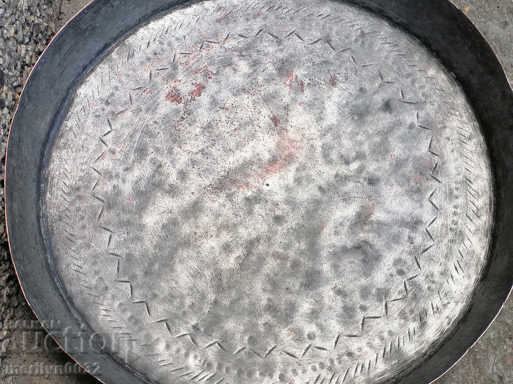 Banitsa tray, baker, tray, blue, copper pot with price 69.00 BGN | € 35.28 Banitsa tray, baker, tray, blue, copper pot with price 69.00 BGN | € 35.28