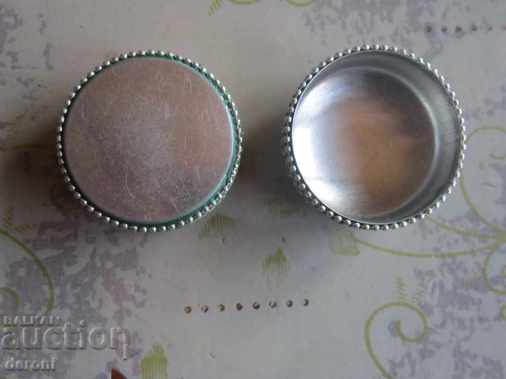 Delivery of Amazing box box 2