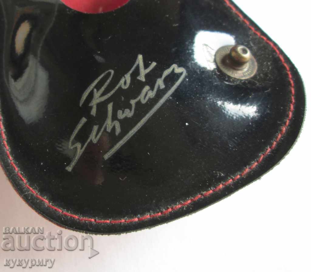 Delivery of Old French bottle of Moulin Rouge perfume bottle Delivery of Old French bottle of Moulin Rouge perfume bottle