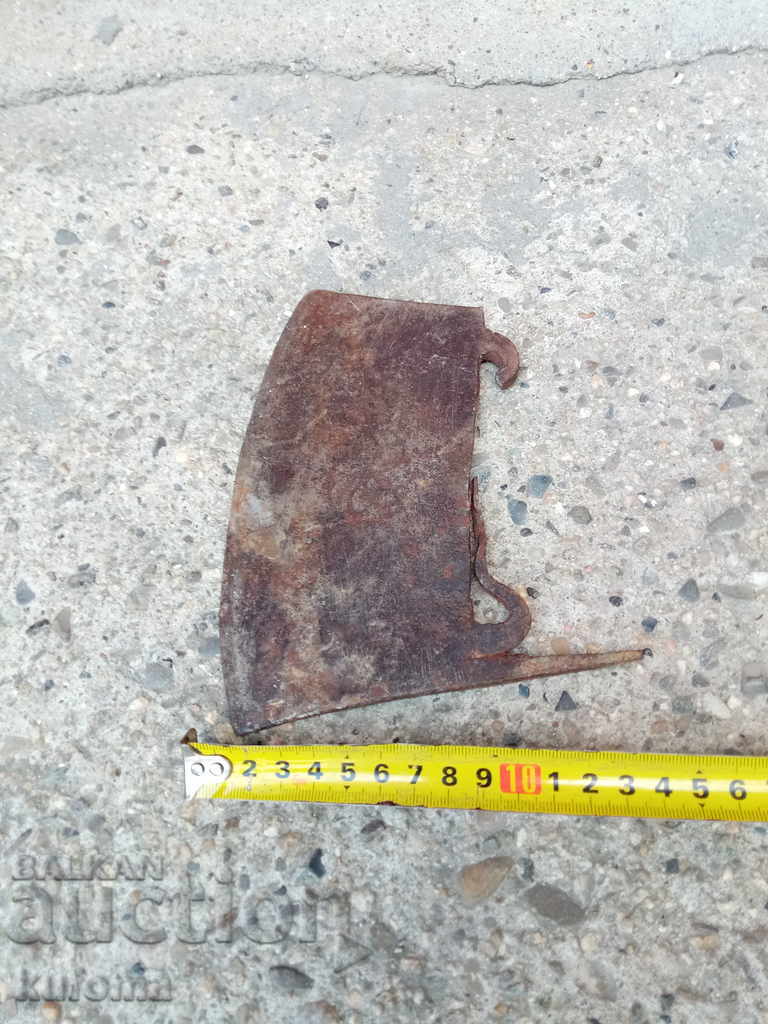 An old skin tanner with price 24.99 BGN | € 12.78 An old skin tanner with price 24.99 BGN | € 12.78