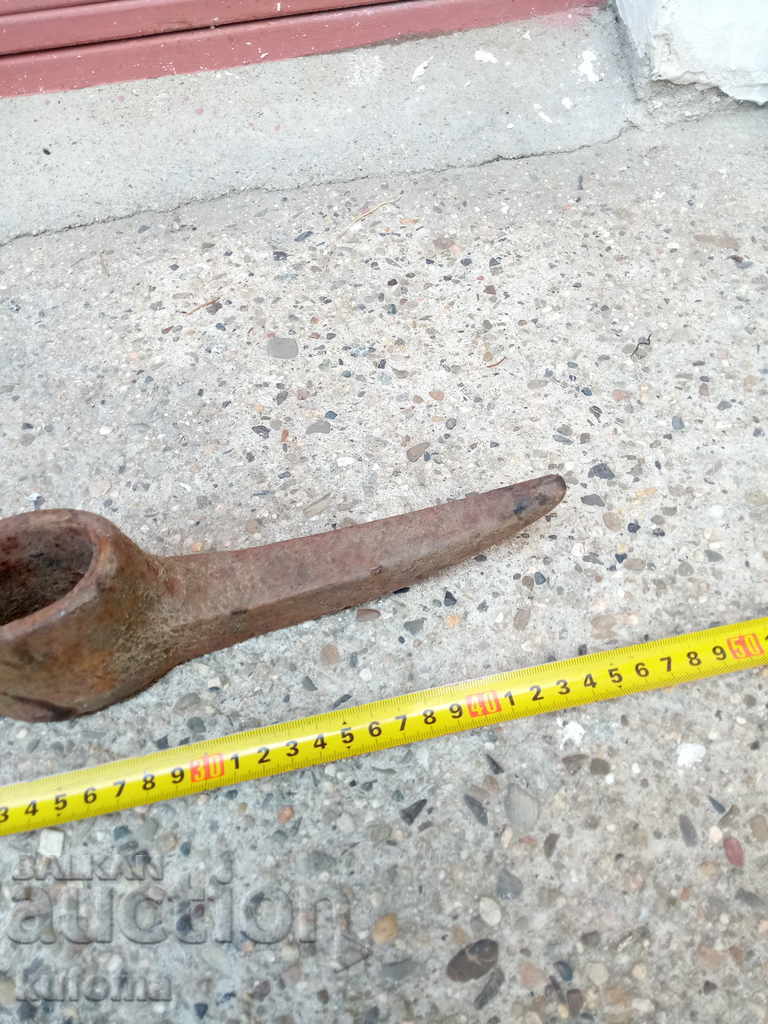 Auction Old kinky Auction Old kinky