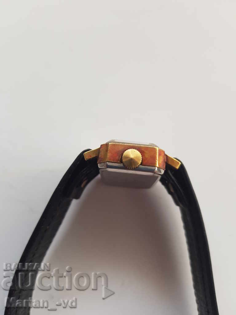 Auction GLASHÜTTE DDR GUB women's gold-plated mechanical watch Auction GLASHÜTTE DDR GUB women's gold-plated mechanical watch