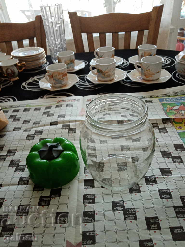 Доставка на СЪД С КАПАК, БОНБОНИЕРА - 3 лв. Доставка на СЪД С КАПАК, БОНБОНИЕРА - 3 лв.