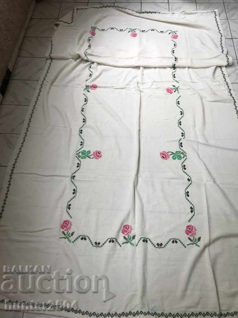 Tablecloth - 250/136 cm