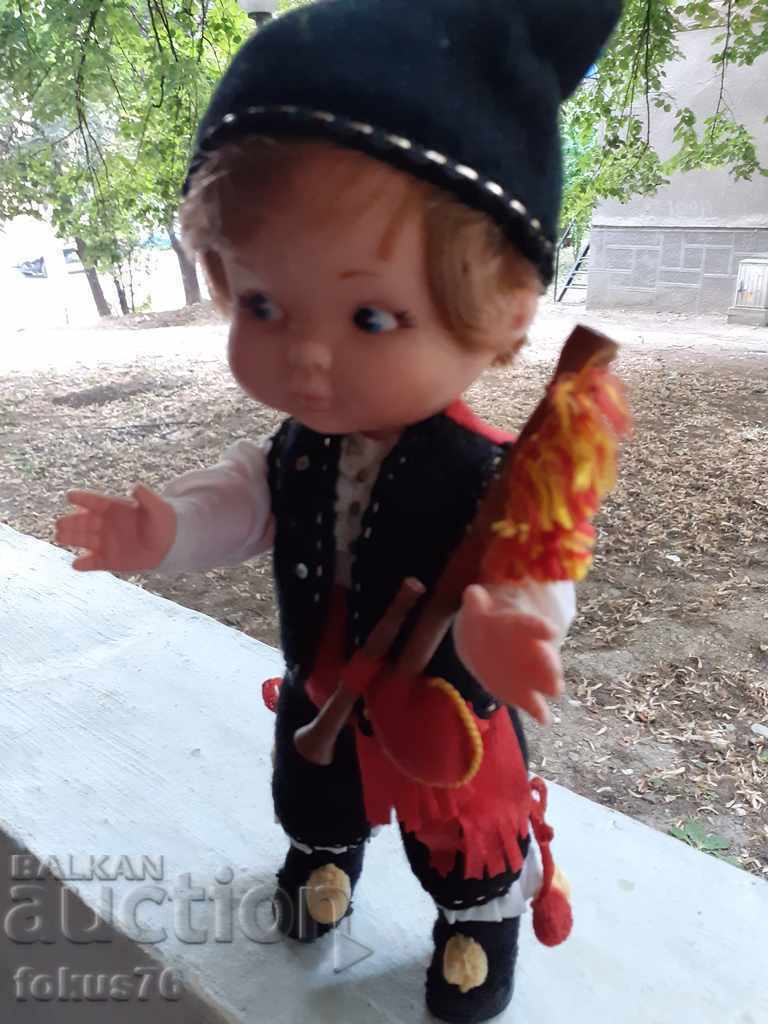 Delivery of Old rubber doll in a bagpipe costume - Delivery of Old rubber doll in a bagpipe costume -