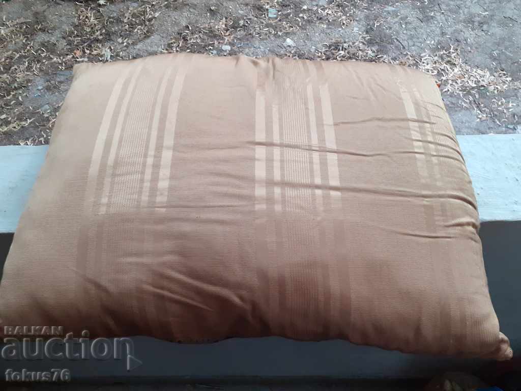 Delivery of Old large hand-woven woolen pillow Delivery of Old large hand-woven woolen pillow