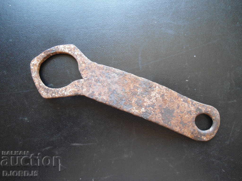 Παλιά μανδάλωση με τιμή 3.00 BGN | € 1.53 Παλιά μανδάλωση με τιμή 3.00 BGN | € 1.53