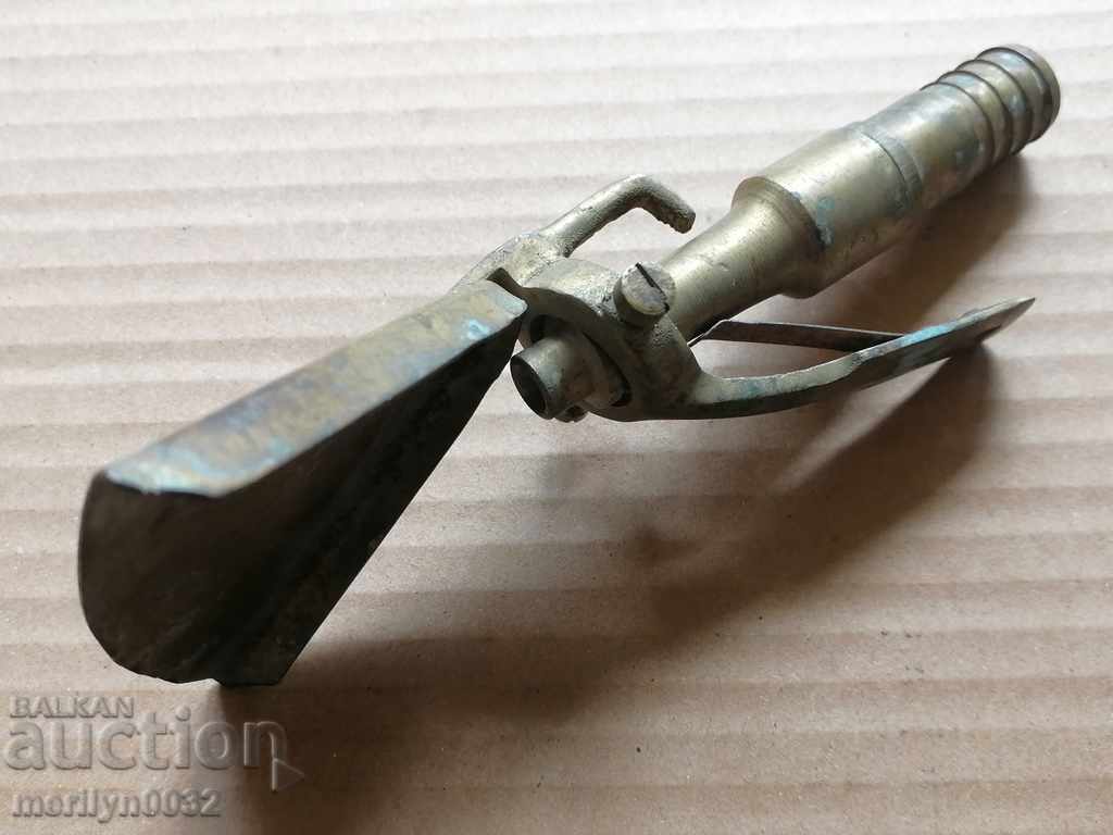 Brass nozzle sprinkler on an old watering system - 5 Brass nozzle sprinkler on an old watering system - 5