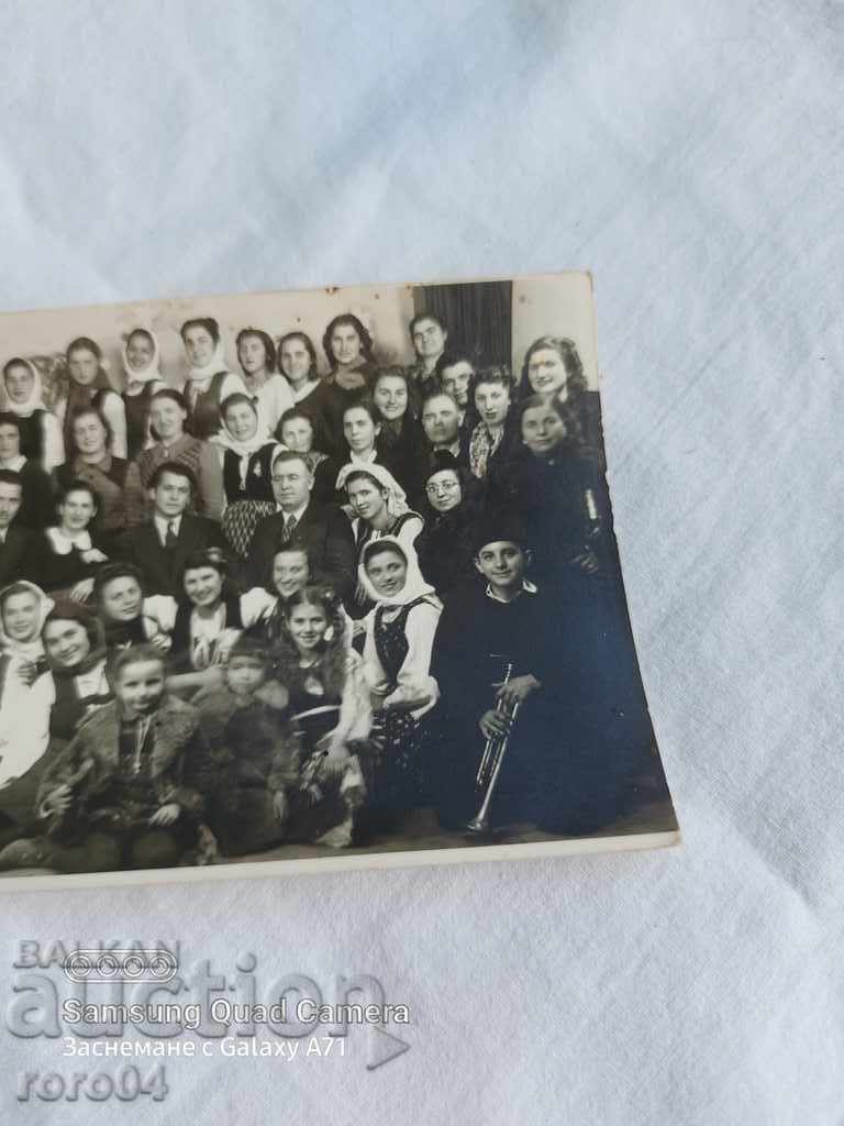 ΦΩΤΟΓΡΑΦΙΑ "ΩΡΑΙΑ" ΣΙΛΥΑΝΟΒ - ΠΕΙΡΟΤΑ - 5